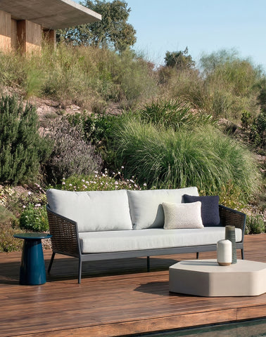MUSES 2SEAT SOFA