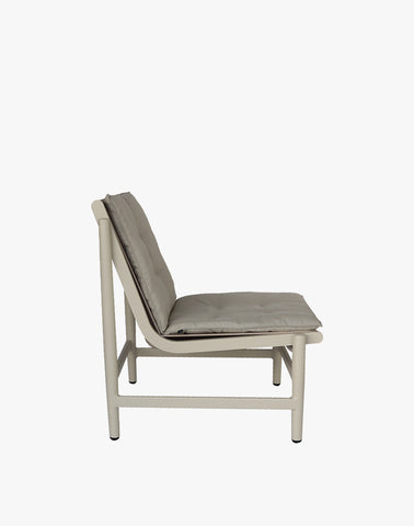 STRING LOUNGE CHAIR