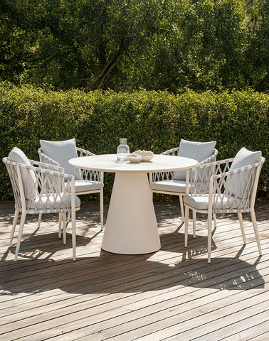 ARIEL DINING ARMCHAIR