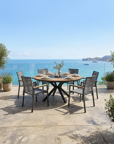 SUNNY ROUND DINING TABLE