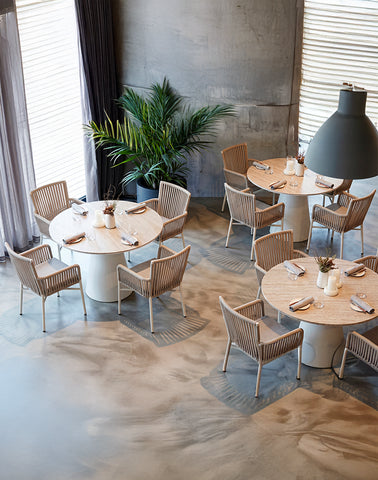 RENATA ROUND DINING TABLE