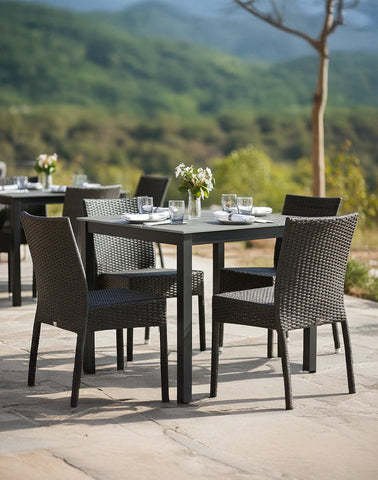 NOA DINING TABLE