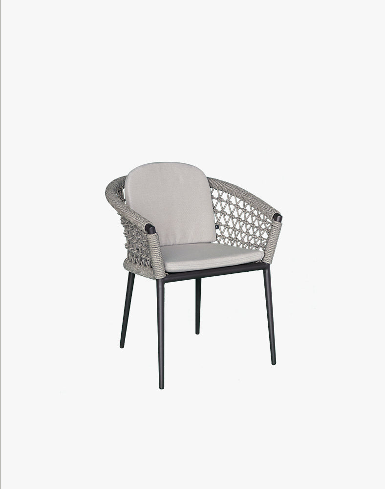 Muses dining armchair